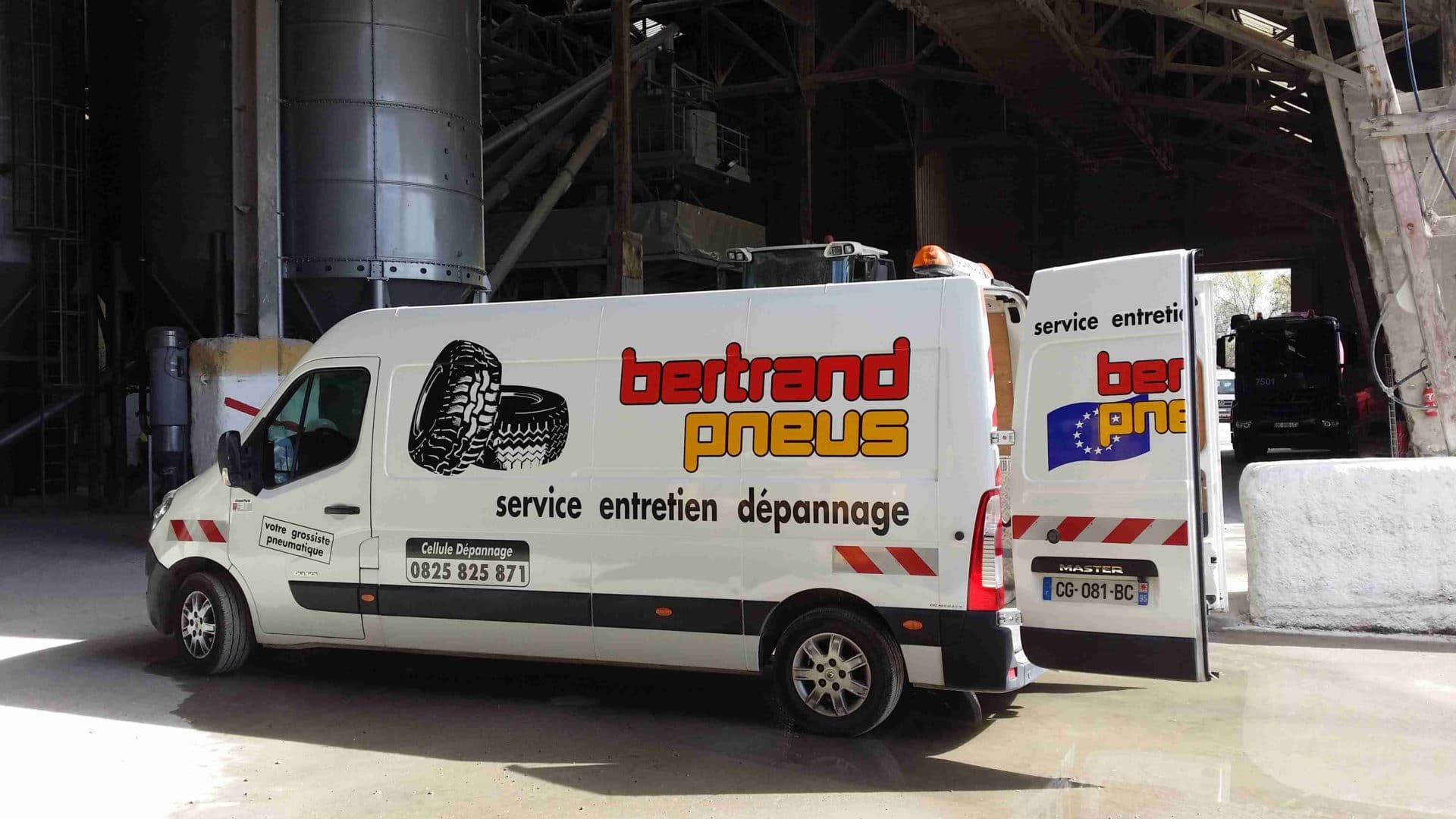 Bertrand pneus distribue Pneus industries