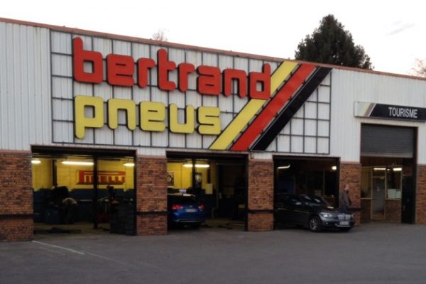 La société Bertrand Pneus négociant de pneumatiques toutes catégories, 100% indépenAdant et libre